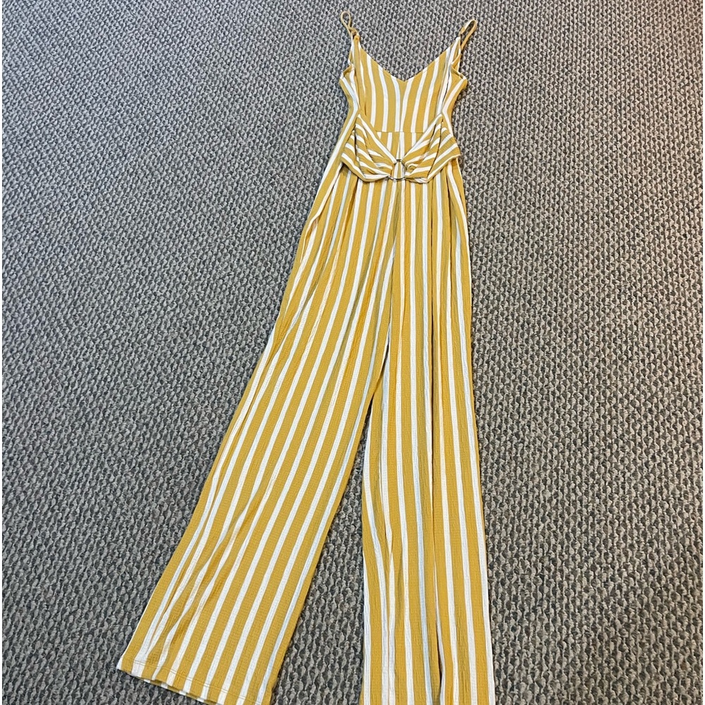 Colorful women’s jumpsuit -perfect for summer